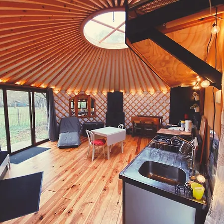 Campismo de Luxo La Yourte Du Verger D Hellebecq *